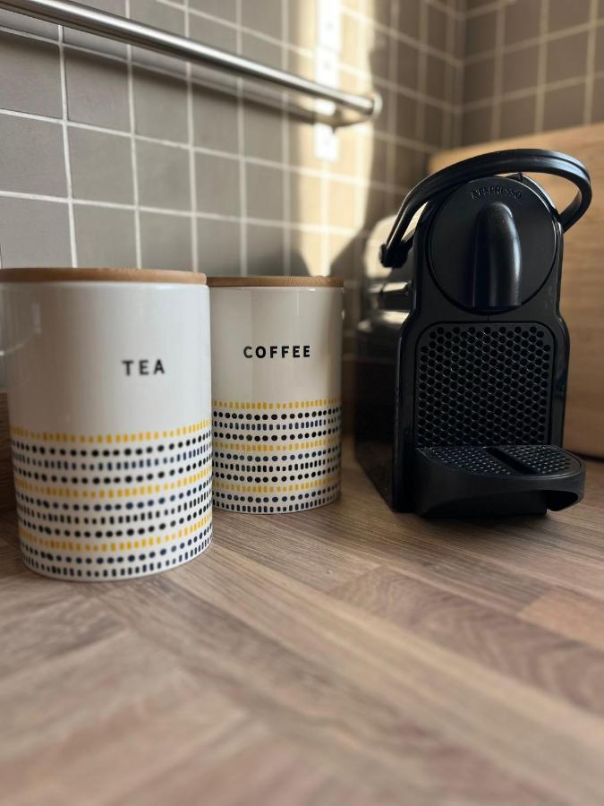 2 Bed Central Cardiff Apartment - Sleeps Five! エクステリア 写真